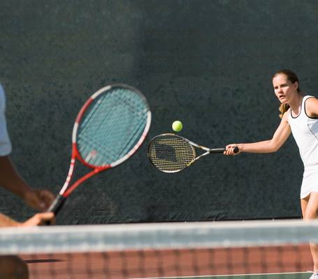 Gemütliche Ferienwohnung mit moderner Einrichtung und Panoramablick in Südtirol Gemütliche Ferienwohnung mit moderner Einrichtung und Panoramablick in Südtirol